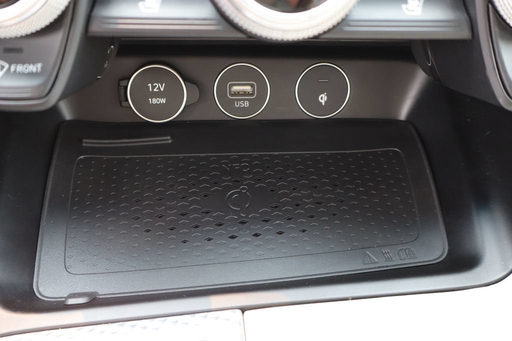 2023 Genesis G70 Base
