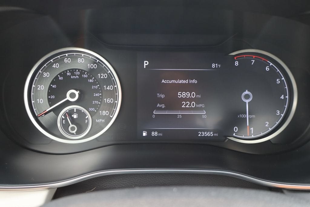 2023 Genesis G70 Base