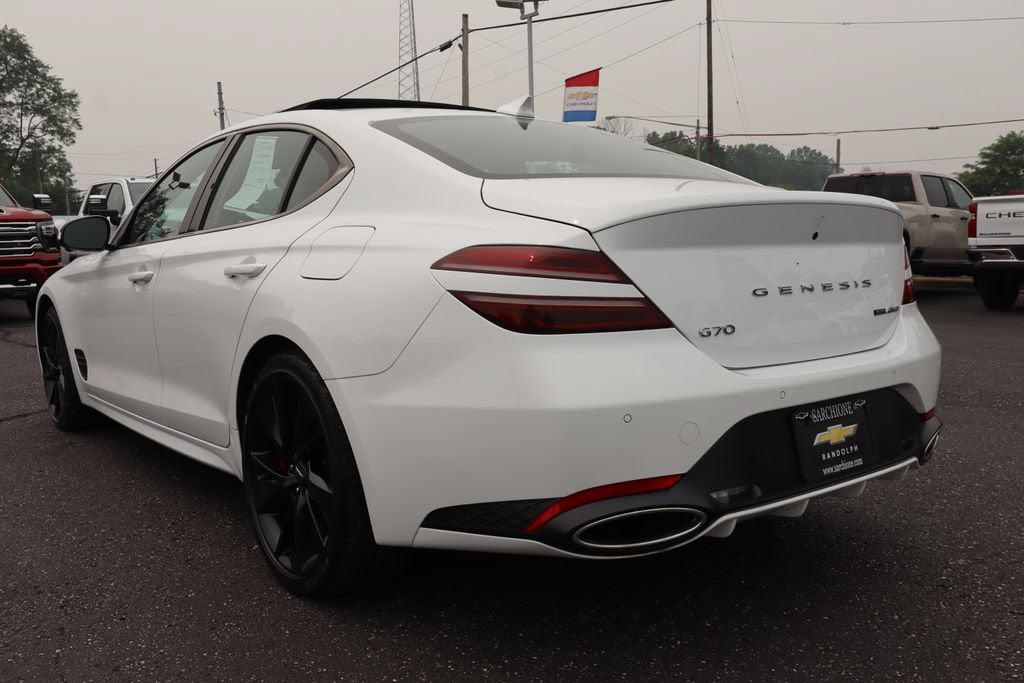 2023 Genesis G70 Base