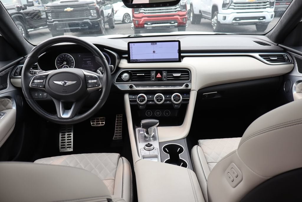 2023 Genesis G70 Base