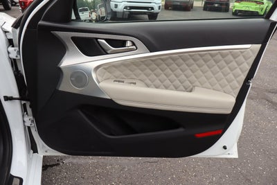 2023 Genesis G70 Base