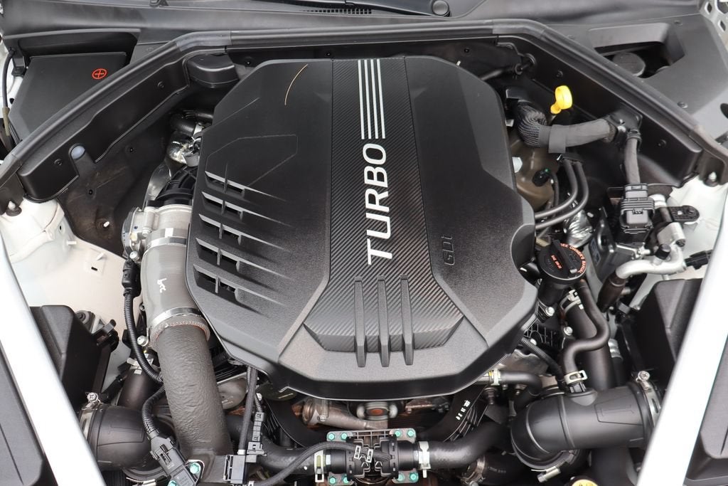 2023 Genesis G70 Base
