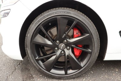 2023 Genesis G70 Base