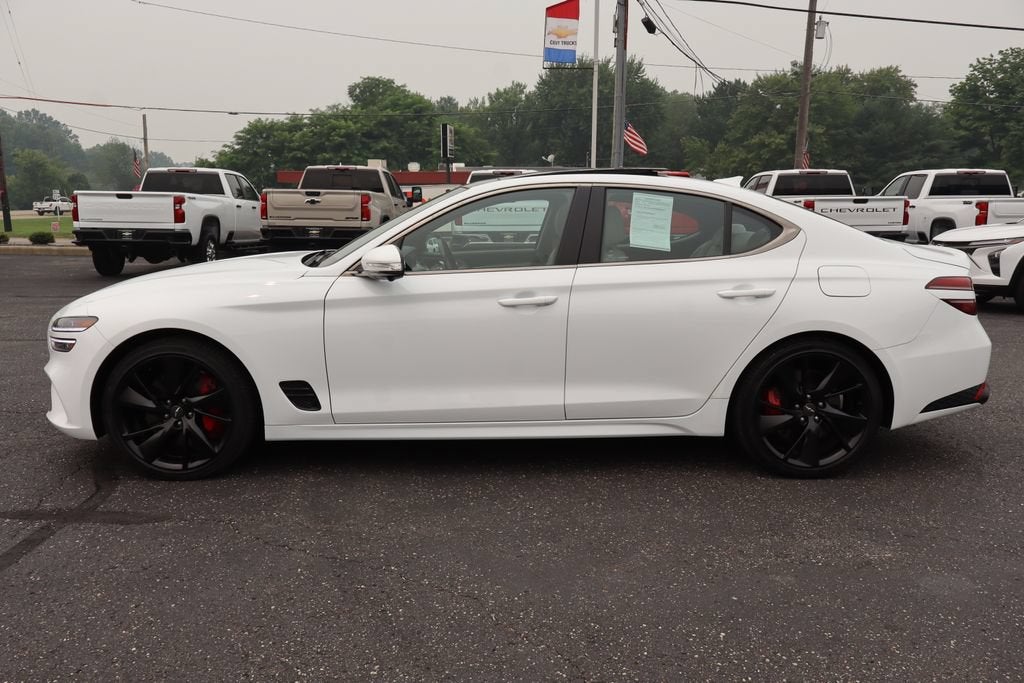 2023 Genesis G70 Base