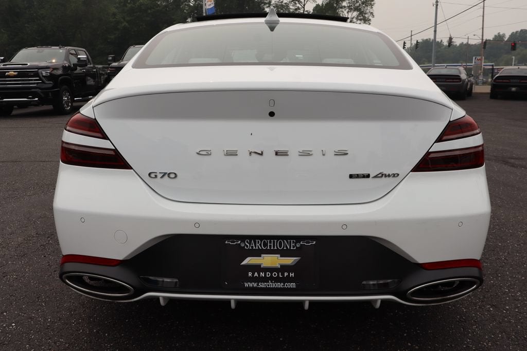 2023 Genesis G70 Base