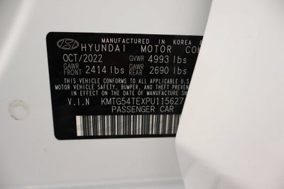 2023 Genesis G70 Base