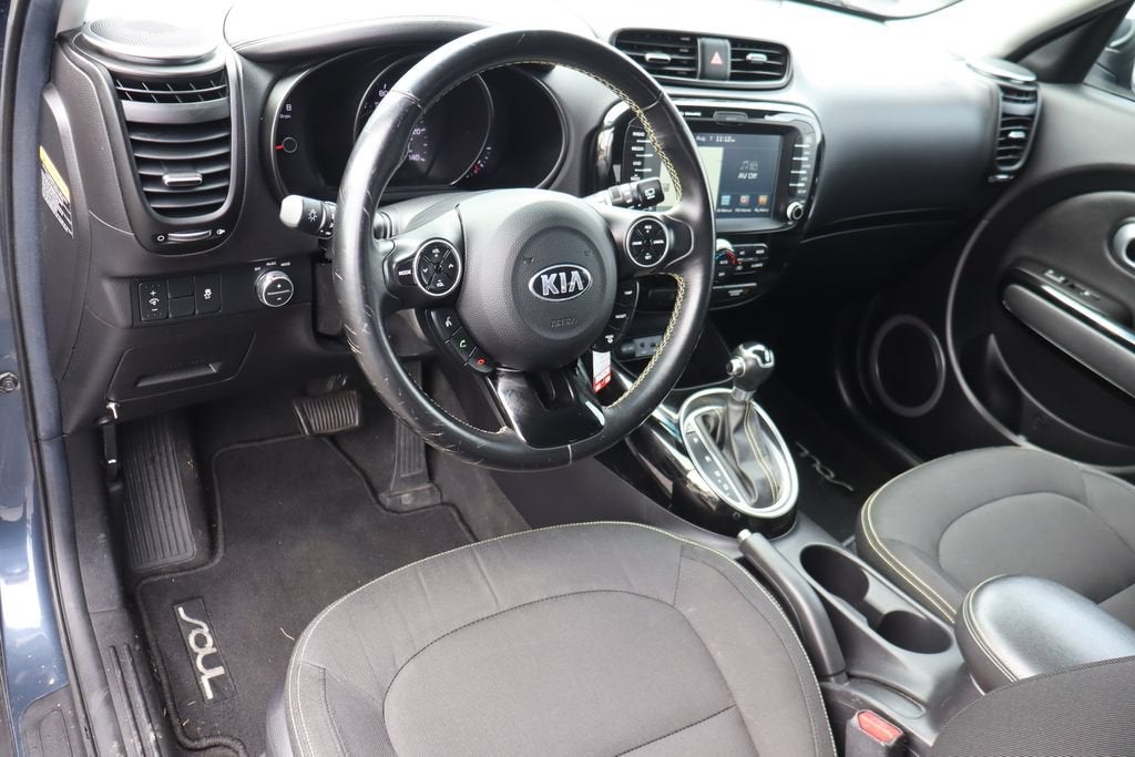 2015 Kia Soul Base