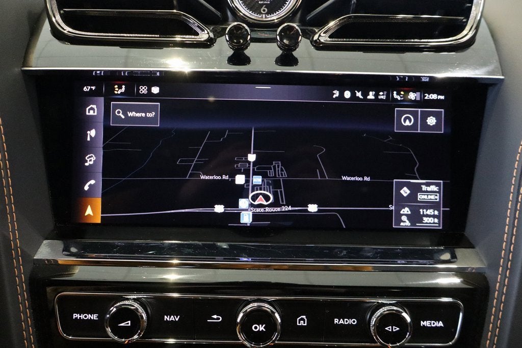 2025 Bentley Bentayga V8