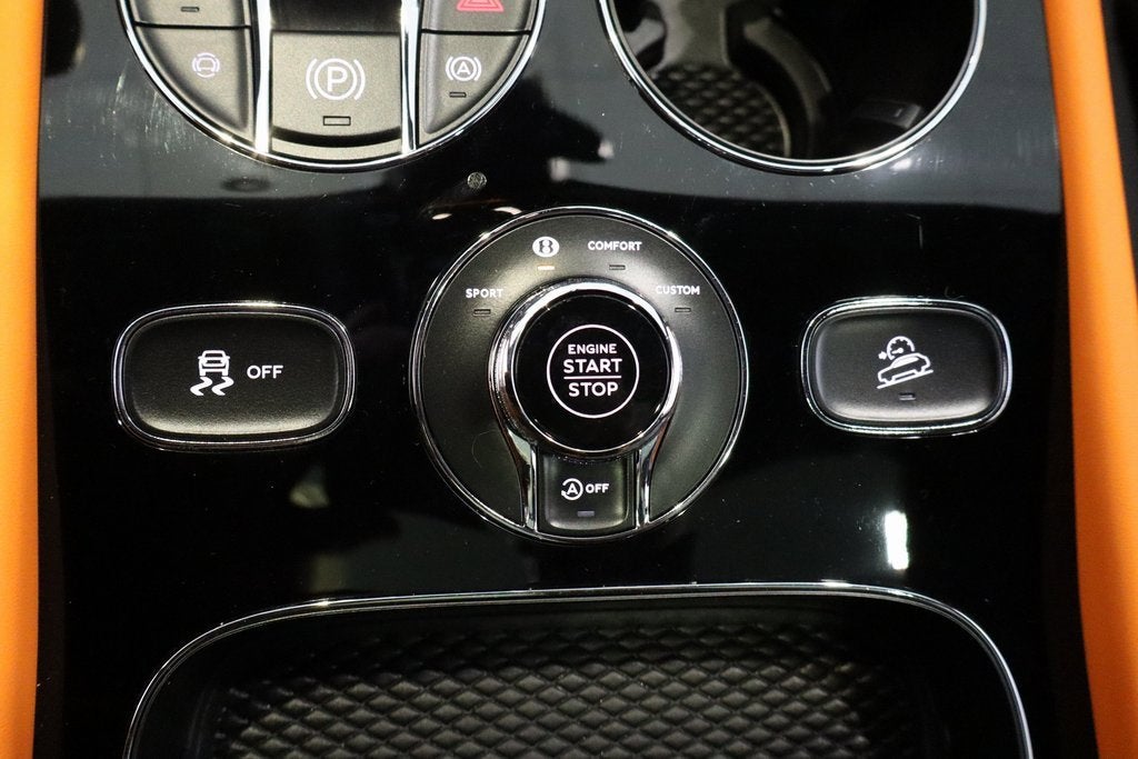 2025 Bentley Bentayga V8