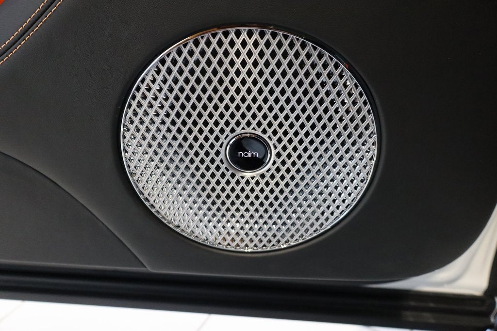 2025 Bentley Bentayga V8