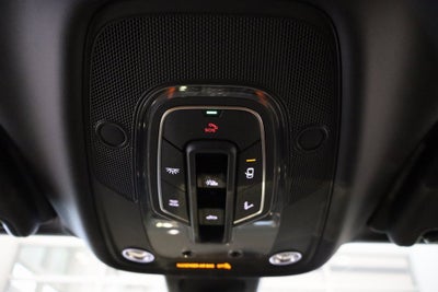 2025 Bentley Bentayga V8