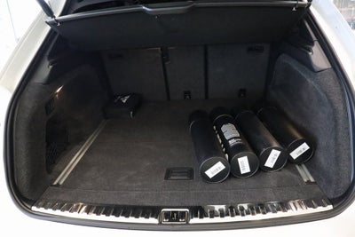 2025 Bentley Bentayga V8