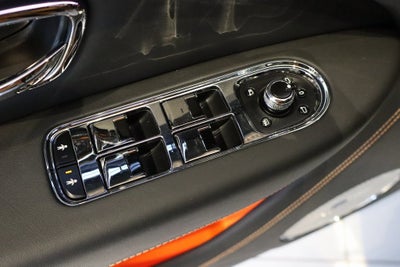 2025 Bentley Bentayga V8