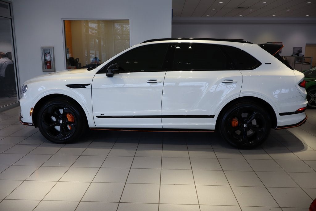 2025 Bentley Bentayga V8
