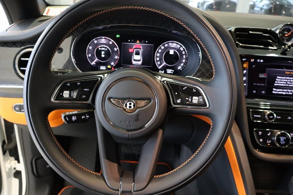 2025 Bentley Bentayga V8