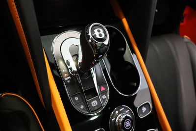 2025 Bentley Bentayga V8