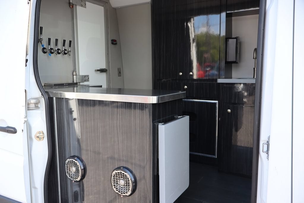 2015 Mercedes-Benz Sprinter Cargo Vans EXT