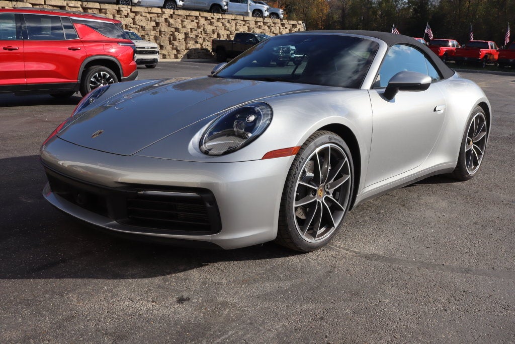 2020 Porsche 911 Carrera