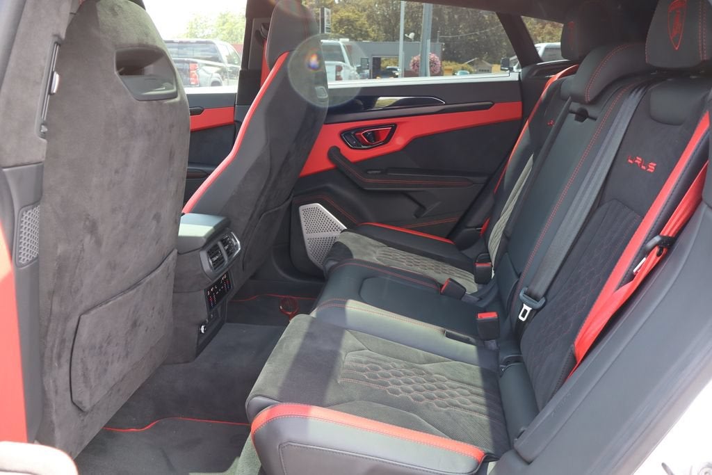 2024 Lamborghini Urus S